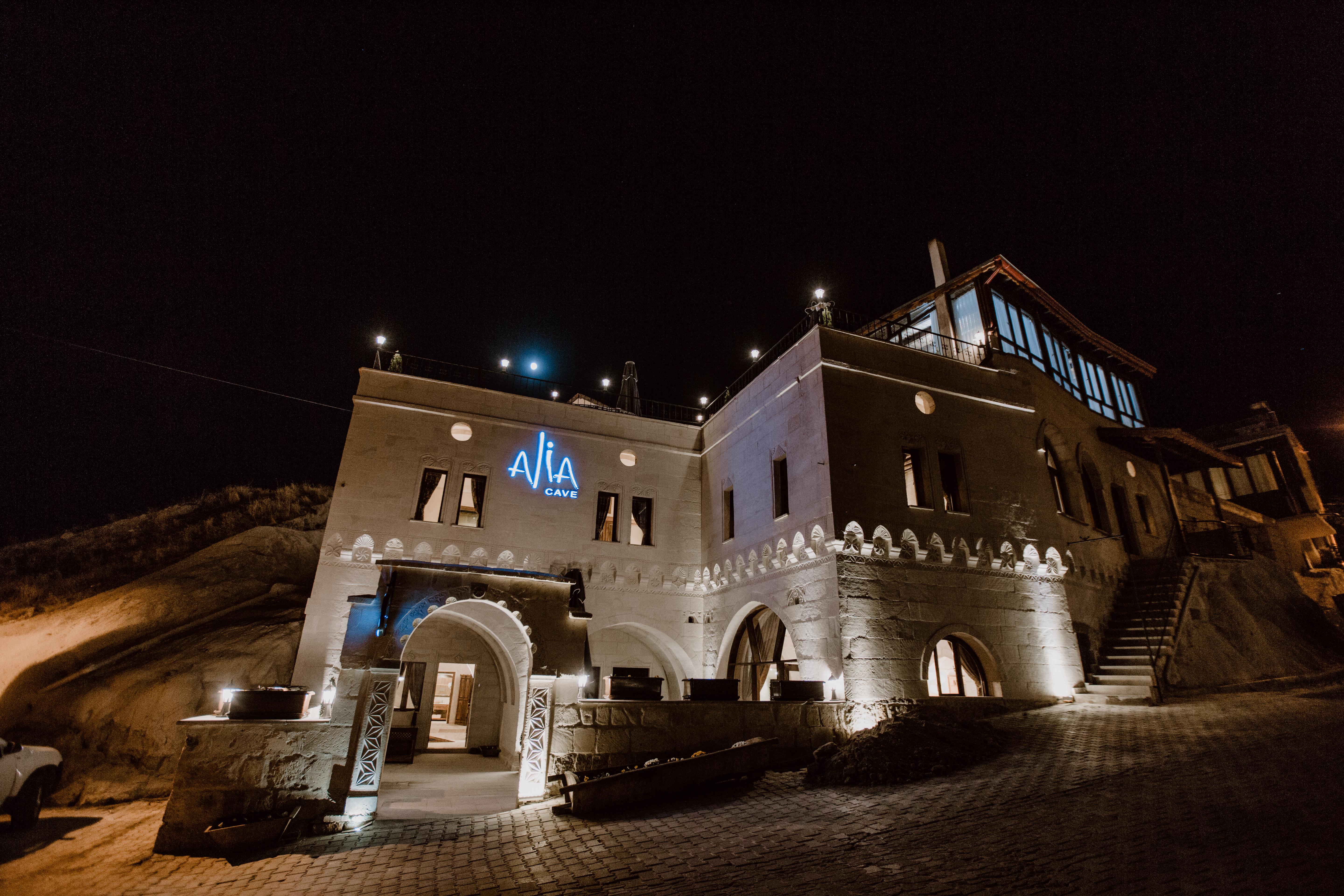 Отель Kismet Cave Mansion Гореме Экстерьер фото