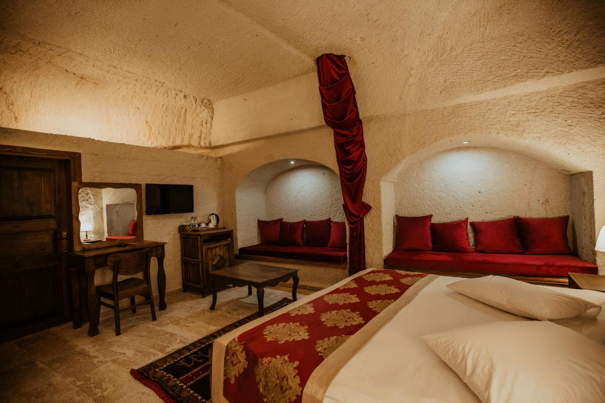 Отель Kismet Cave Mansion Гореме Экстерьер фото